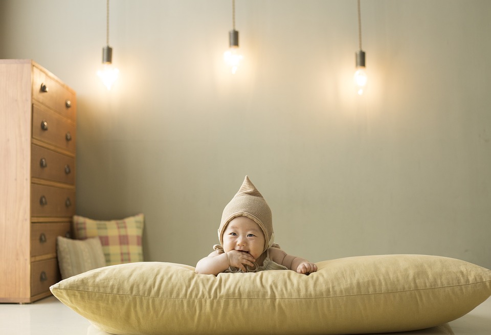 Може ли дете да спи с нощна лампа?